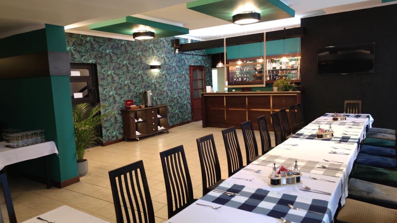 Bialy Orzel Aparthotel Przemysl Luaran gambar